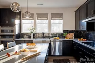 4023 Cue Ct, Charlotte, NC 28205 - Photo 10