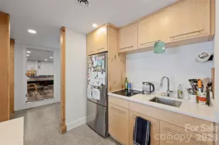 13730 Capriole Ln, Matthews, NC 28105 - Photo 32