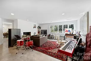 13730 Capriole Ln, Matthews, NC 28105 - Photo 36