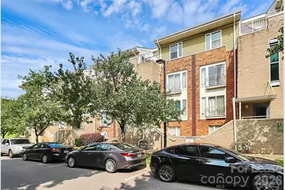 525 Donatello Avenue, Charlotte, NC 28205 - Photo 2