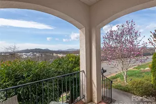 224 Leucothoe Ln, Asheville, NC 28803 - Photo 4