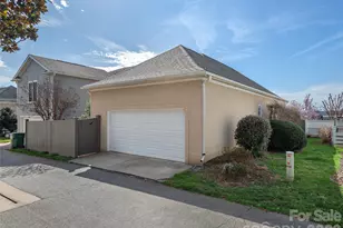 224 Leucothoe Ln, Asheville, NC 28803 - Photo 26