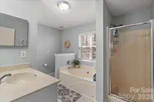 8636 Warwick Crest Ln, Charlotte, NC 28215 - Photo 20