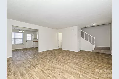 2824 Fairstone Avenue, Charlotte, NC 28269 - Photo 6