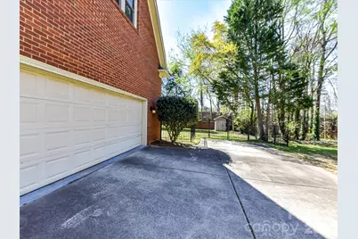 10901 Megwood Drive, Charlotte, NC 28277 - Photo 44