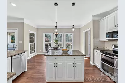 10901 Megwood Drive, Charlotte, NC 28277 - Photo 14