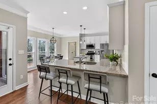 10901 Megwood Dr, Charlotte, NC 28277 - Photo 12