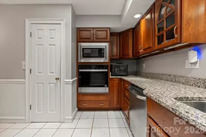 314 Sweetwater Hills Drive, Hendersonville, NC 28791 - Photo 6