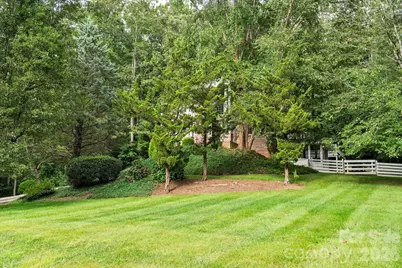 314 Sweetwater Hills Drive, Hendersonville, NC 28791 - Photo 40