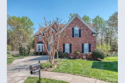 12103 Crescent Run Court, Charlotte, NC 28277 - Photo 2