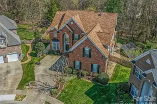 12103 Crescent Run Ct, Charlotte, NC 28277 - Photo 2