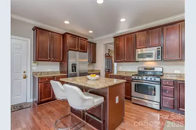 12103 Crescent Run Court, Charlotte, NC 28277 - Photo 6