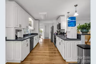 54 Broadway Avenue, Tryon, NC 28782 - Photo 12