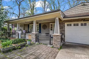 54 Broadway Ave, Tryon, NC 28782 - Photo 2