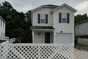 3514 Crestridge Dr, Charlotte, NC 28217 - Photo 2