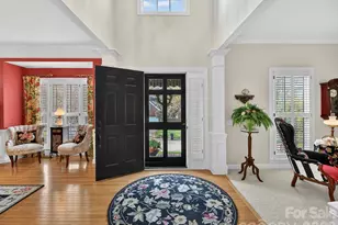 3814 Providence Plantation Ln, Charlotte, NC 28270 - Photo 4