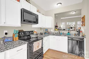 121 Kase Ct, Mooresville, NC 28117 - Photo 8