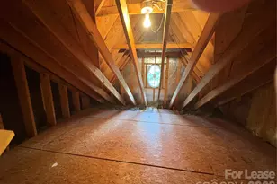 27 Mountain Lake Dr, Hendersonville, NC 28739 - Photo 20