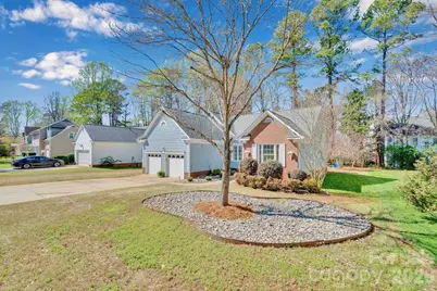 432 Runnymede Drive, Rock Hill, SC 29732 - Photo 2