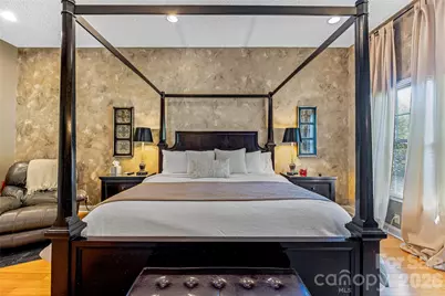 672 Blythe Street, Hendersonville, NC 28739 - Photo 22