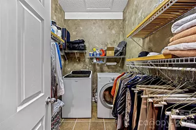 672 Blythe Street, Hendersonville, NC 28739 - Photo 26