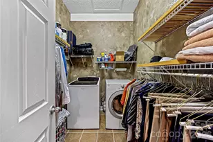 672 Blythe St, Hendersonville, NC 28739 - Photo 26