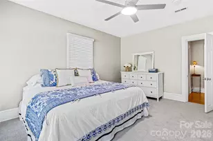 672 Blythe St, Hendersonville, NC 28739 - Photo 28