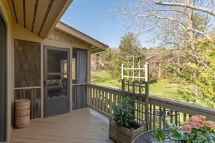 701 Red Oak Dr, Hendersonville, NC 28791 - Photo 12