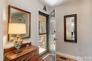 701 Red Oak Dr, Hendersonville, NC 28791 - Photo 4