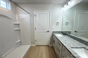 4700 Prosperity Church Rd, Charlotte, NC 28269 - Photo 18