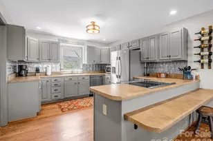 200 Granite Bridge Ct, Black Mountain, NC 28711 - Photo 22
