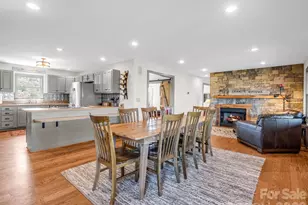200 Granite Bridge Ct, Black Mountain, NC 28711 - Photo 18