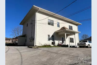 524 Baldwin Avenue, Marion, NC 28752 - Photo 2