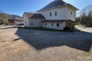 524 Baldwin Ave, Marion, NC 28752 - Photo 4