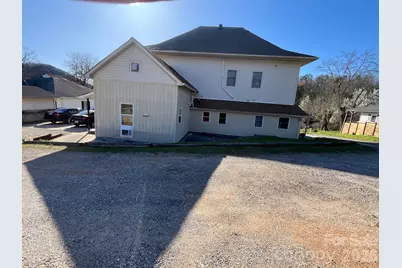 524 Baldwin Avenue, Marion, NC 28752 - Photo 8