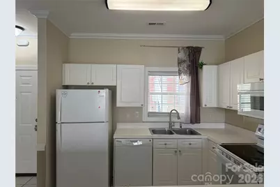 8913 Meadow Vista Road, Charlotte, NC 28213 - Photo 8