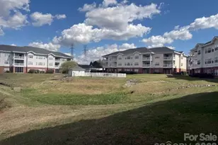 8913 Meadow Vista Rd, Charlotte, NC 28213 - Photo 38