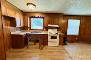 1076 Browning View Rd, Morganton, NC 28655 - Photo 6