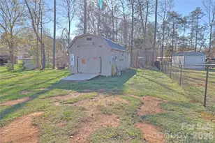 526 Borders Rd, Shelby, NC 28152 - Photo 16