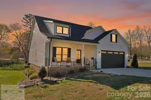 526 Borders Rd, Shelby, NC 28152 - Photo 2