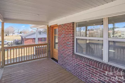 2991 1st Avenue Place NW, Hickory, NC 28601 - Photo 4
