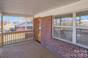 2991 1st Ave Pl NW, Hickory, NC 28601 - Photo 4