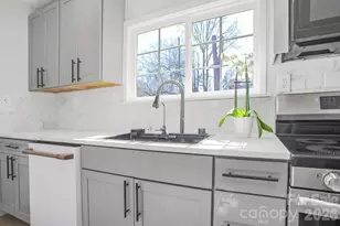 2991 1st Ave Pl NW, Hickory, NC 28601 - Photo 10