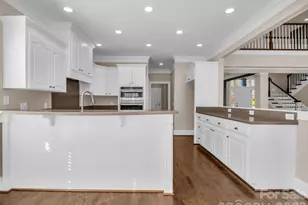 139 N Woodfin Ridge Dr, Inman, SC 29349 - Photo 10