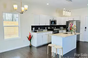 2415 Kimway Dr, Matthews, NC 28105 - Photo 8