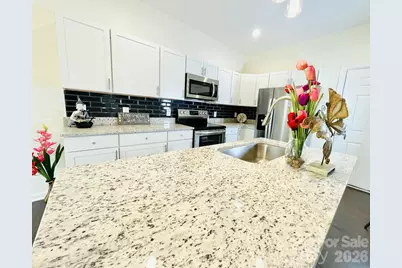 2415 Kimway Drive, Matthews, NC 28105 - Photo 8