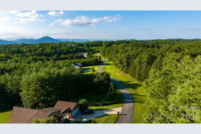 1106 Table View Drive, Morganton, NC 28655 - Photo 4