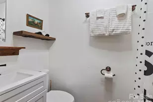 201 Liberty Rd, Waynesville, NC 28785 - Photo 14