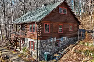 201 Liberty Rd, Waynesville, NC 28785 - Photo 2