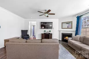 2408 Winding River Dr, Charlotte, NC 28214 - Photo 6